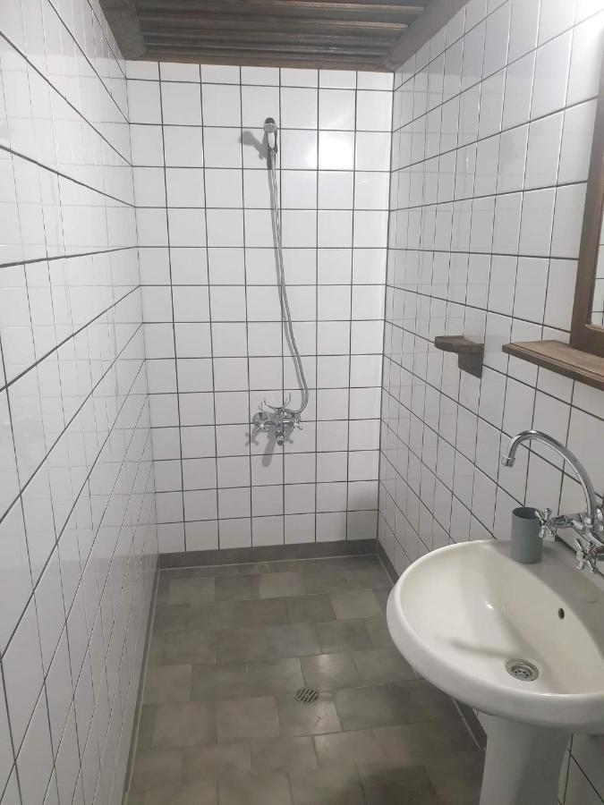 Къща За Гости Близнаците Leshten Exterior photo