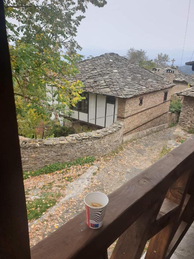 Къща За Гости Близнаците Leshten Exterior photo
